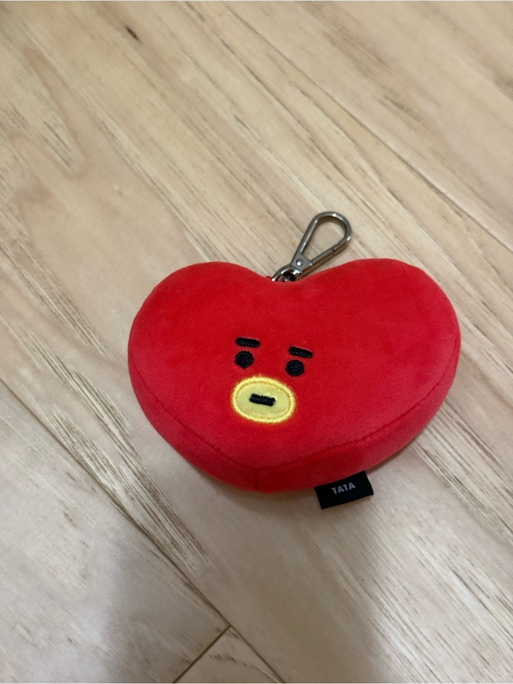 BT21 TATA red heart keychain (BTS V collectable bag charm)